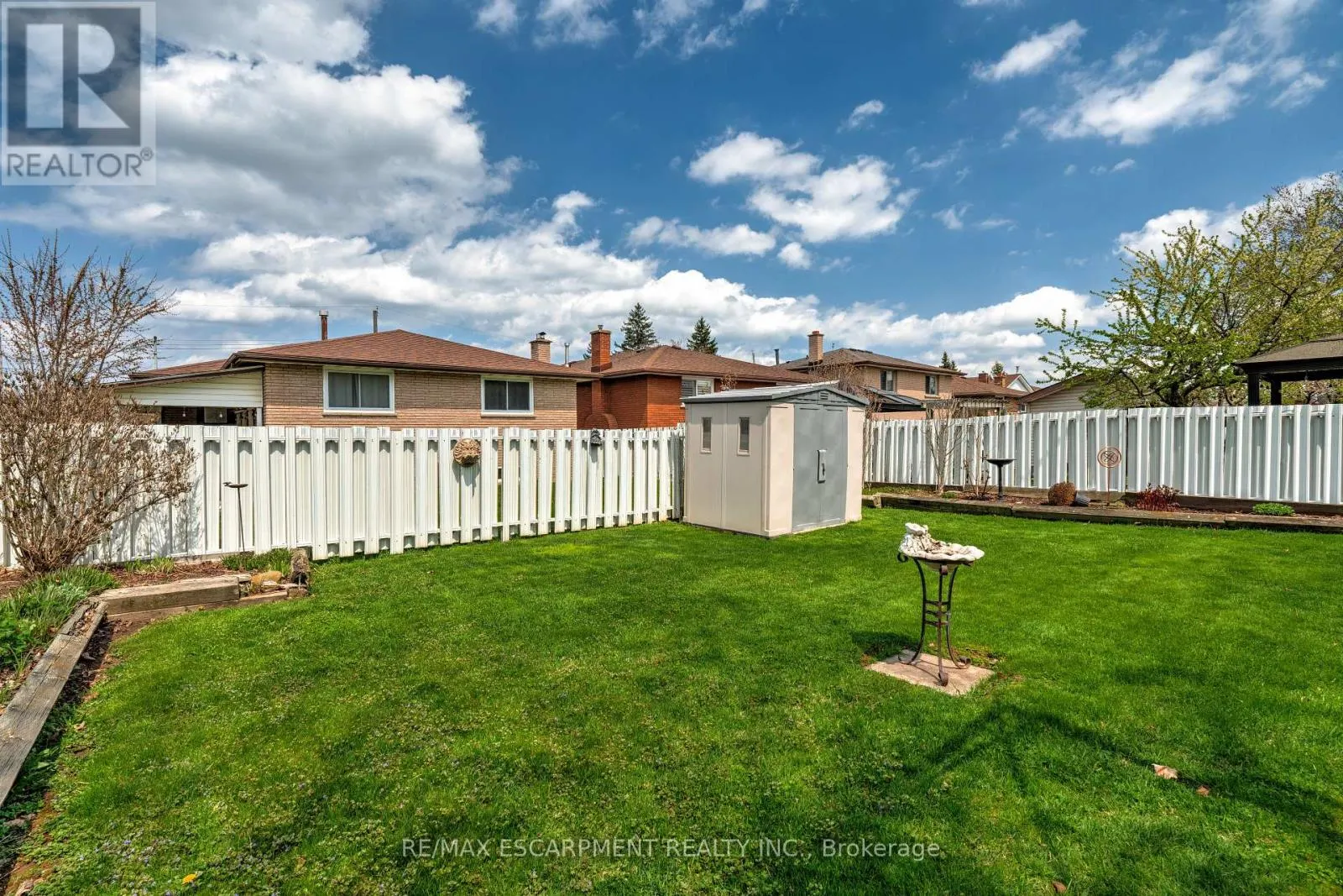 302 HIGHRIDGE AVENUE