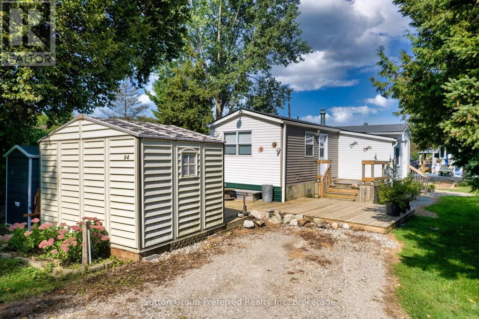 94 - 495856 10TH LINE, #94