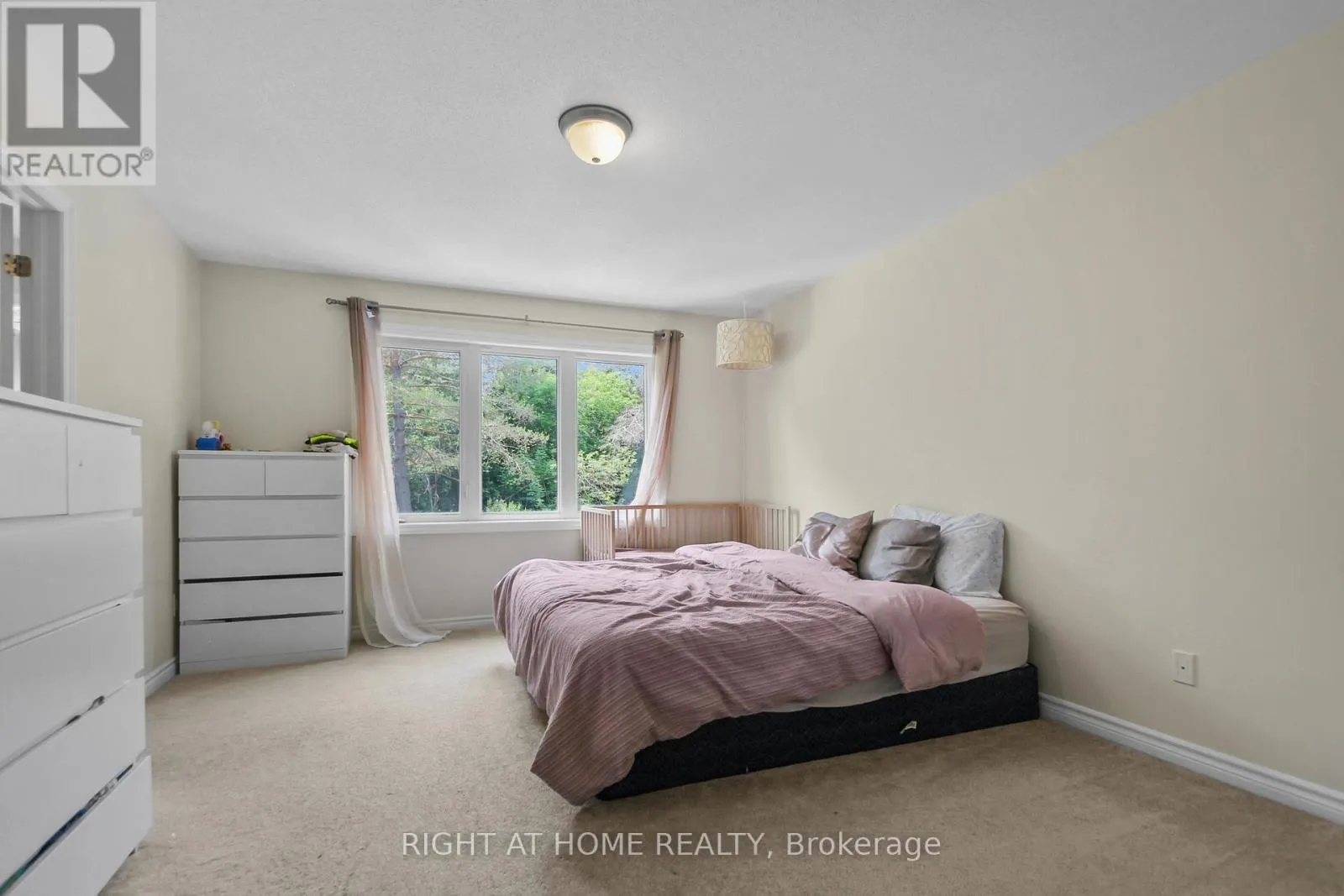 209 HARTSMERE DRIVE