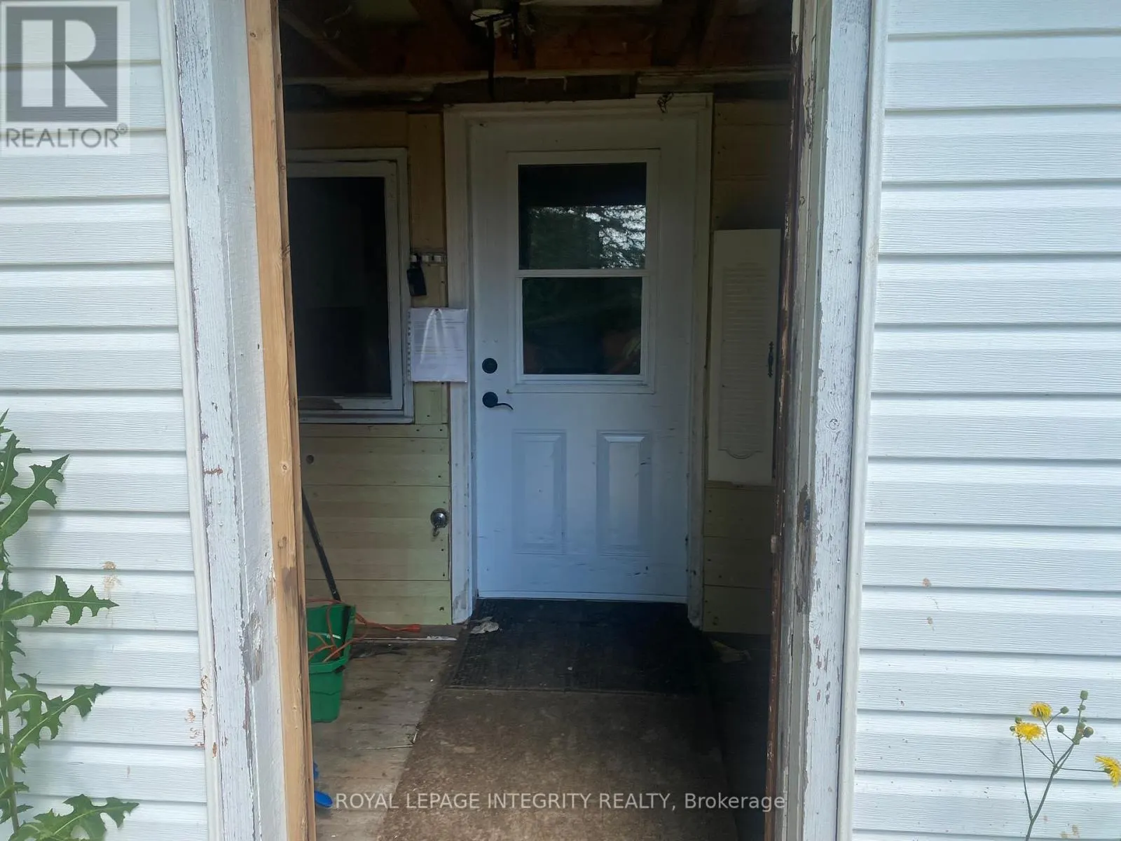 2415 DU LAC ROAD