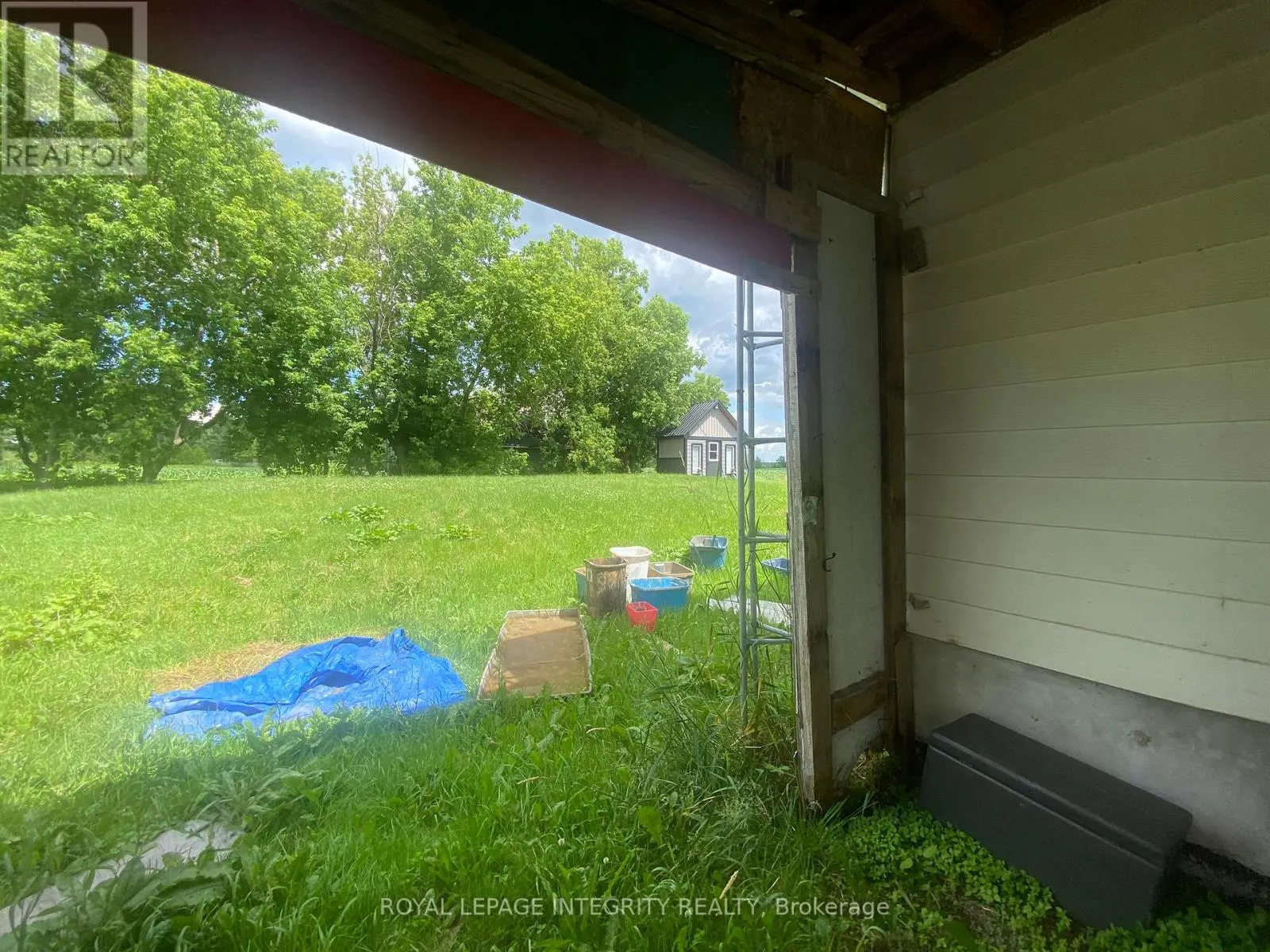 2415 DU LAC ROAD