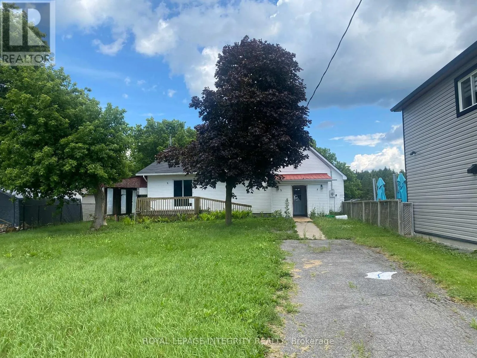 2415 DU LAC ROAD