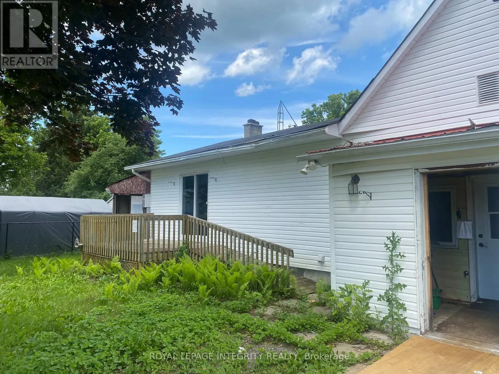 2415 DU LAC ROAD
