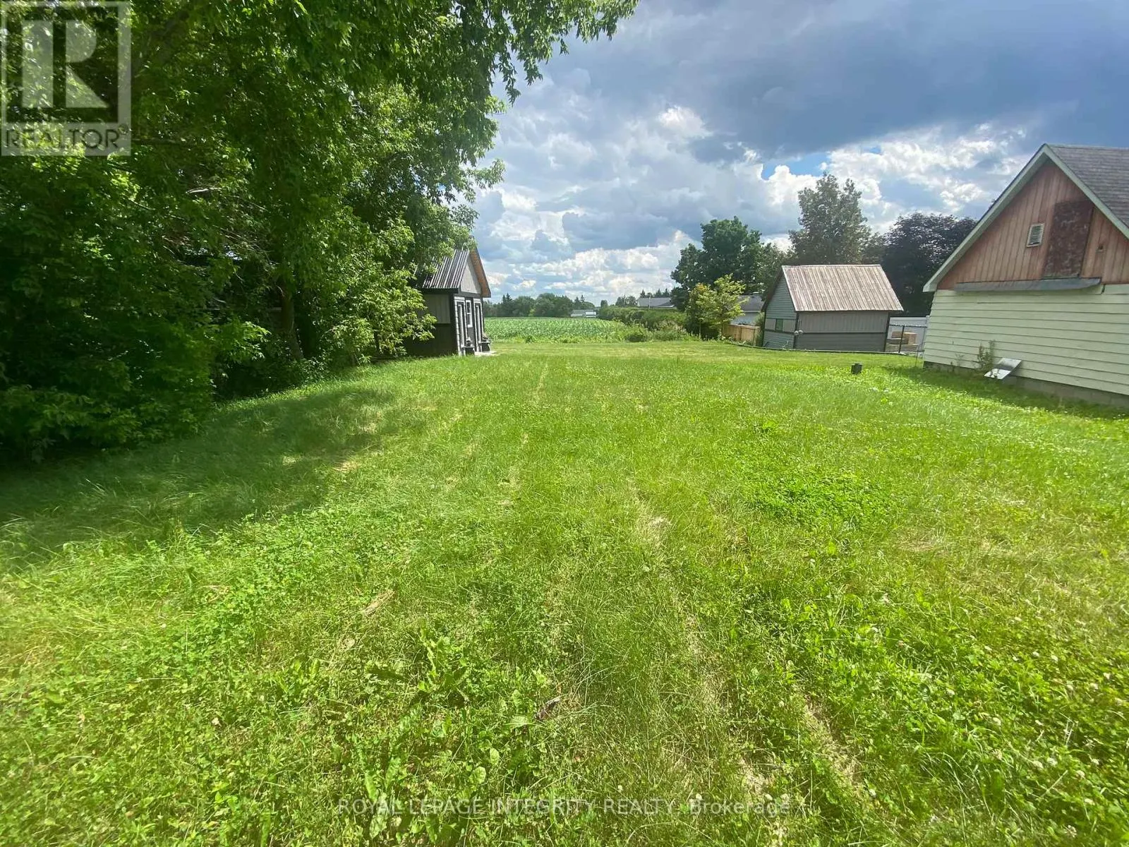2415 DU LAC ROAD