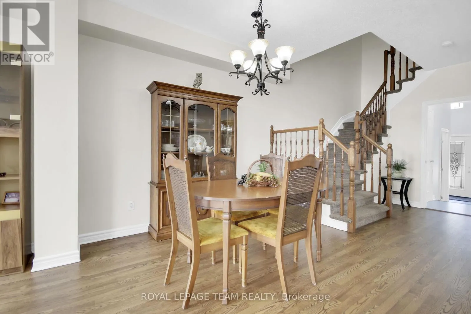 1024 NORTHGRAVES CRESCENT