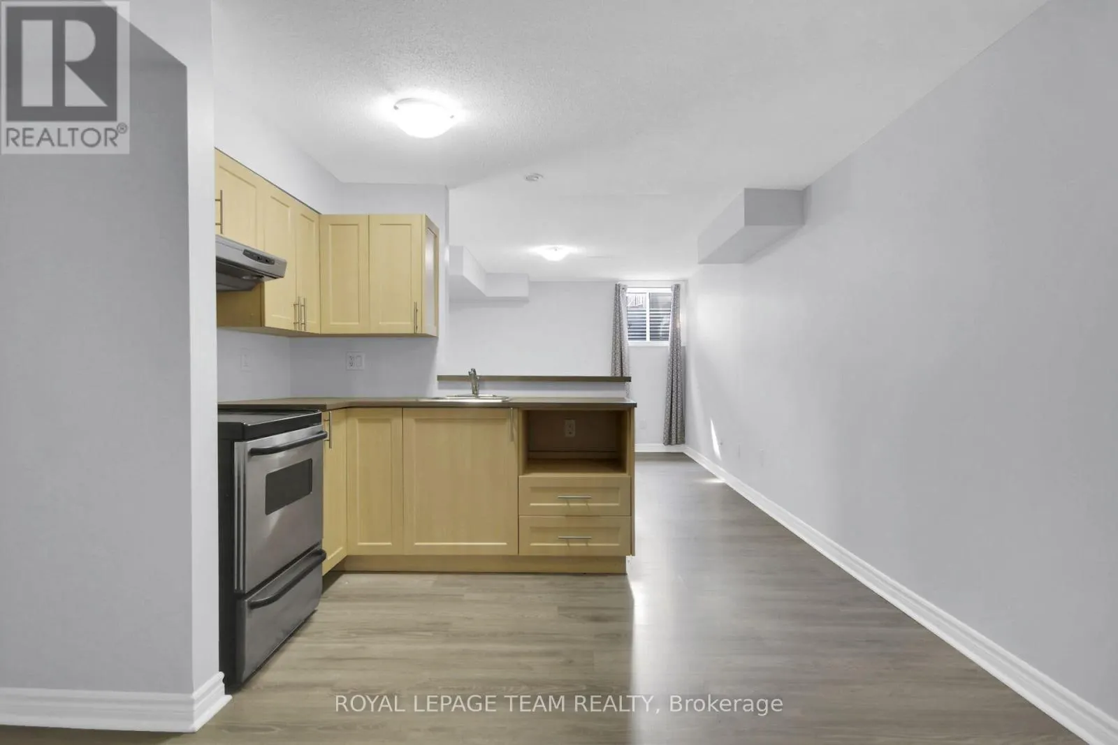 1024 NORTHGRAVES CRESCENT