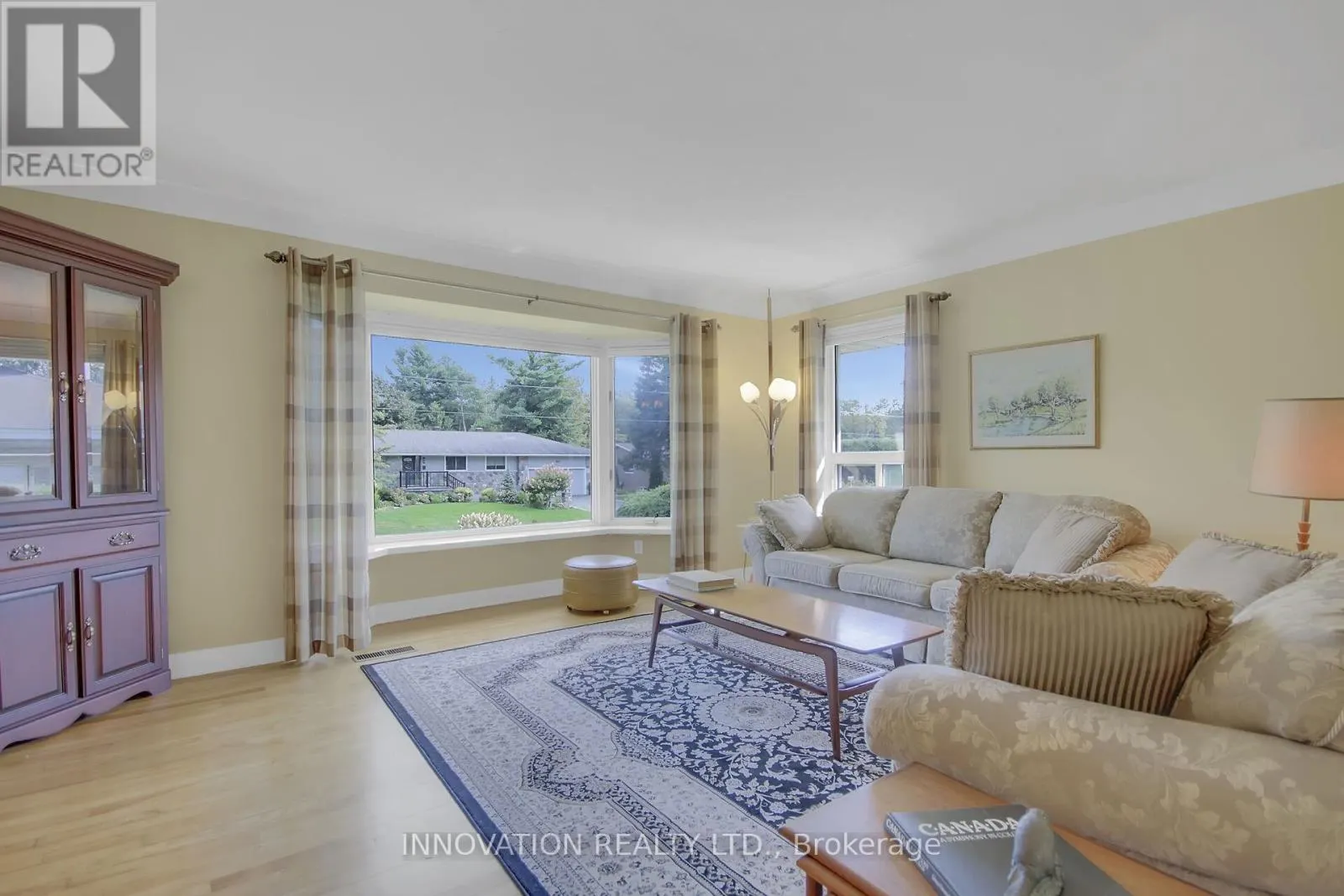 113 GRENFELL CRESCENT N