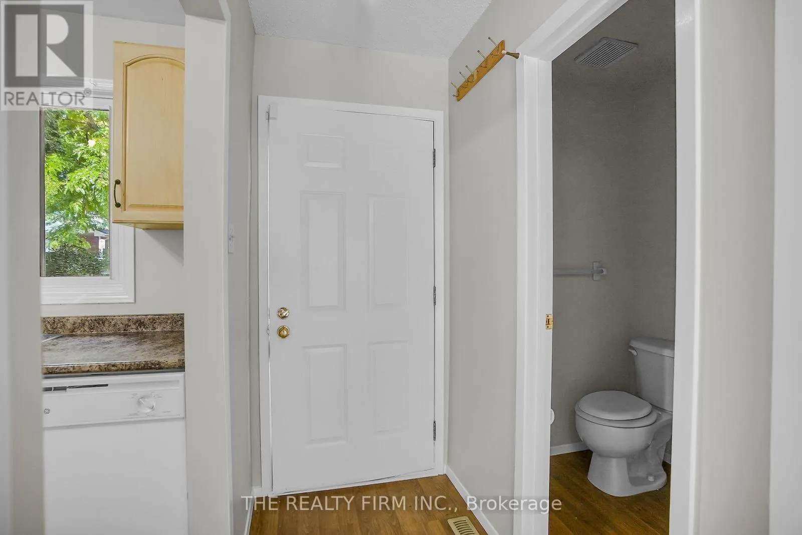 2 - 151 BONAVENTURE DRIVE, #2