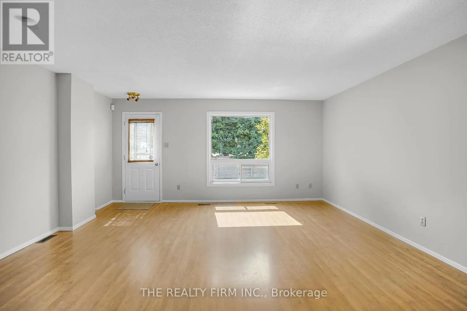 2 - 151 BONAVENTURE DRIVE, #2