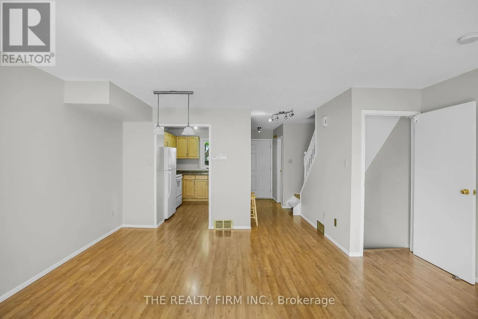 2 - 151 BONAVENTURE DRIVE, #2