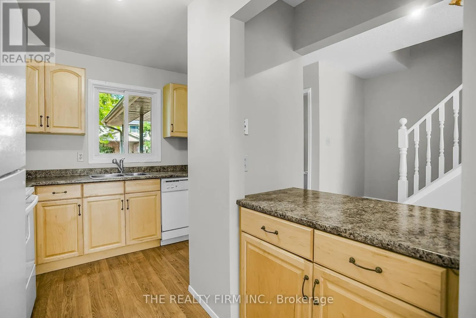 2 - 151 BONAVENTURE DRIVE, #2