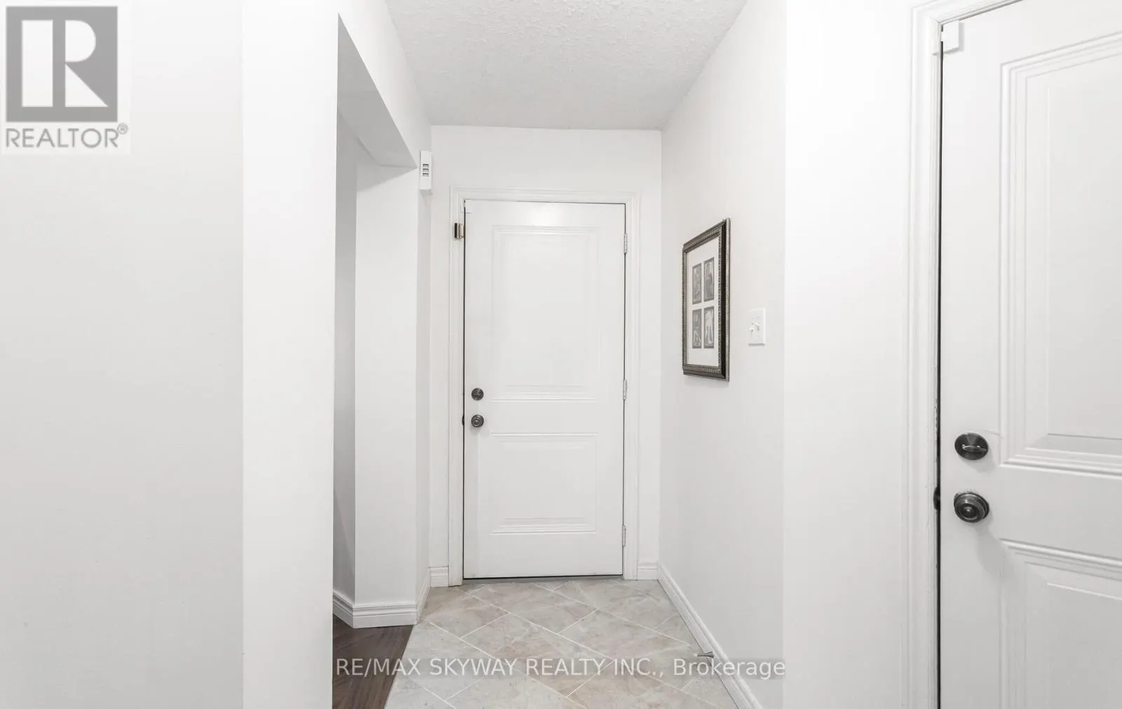 86 DAVIS STREET