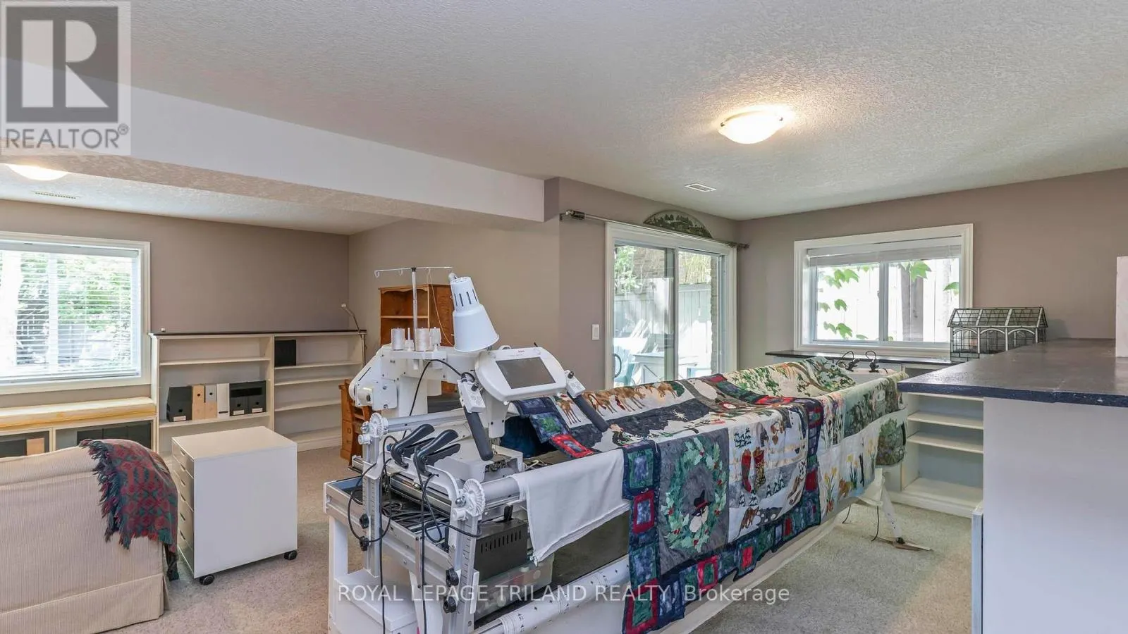 63 HUMMINGBIRD LANE