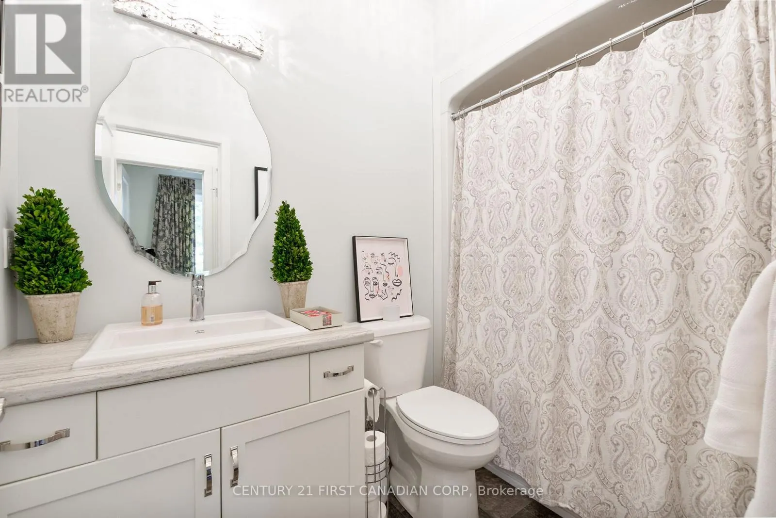 29 - 234 PEACH TREE BOULEVARD, #29