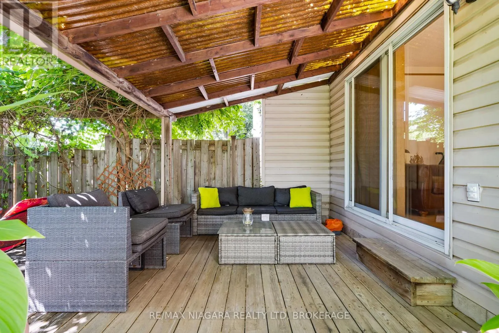 6555 MALIBU DRIVE
