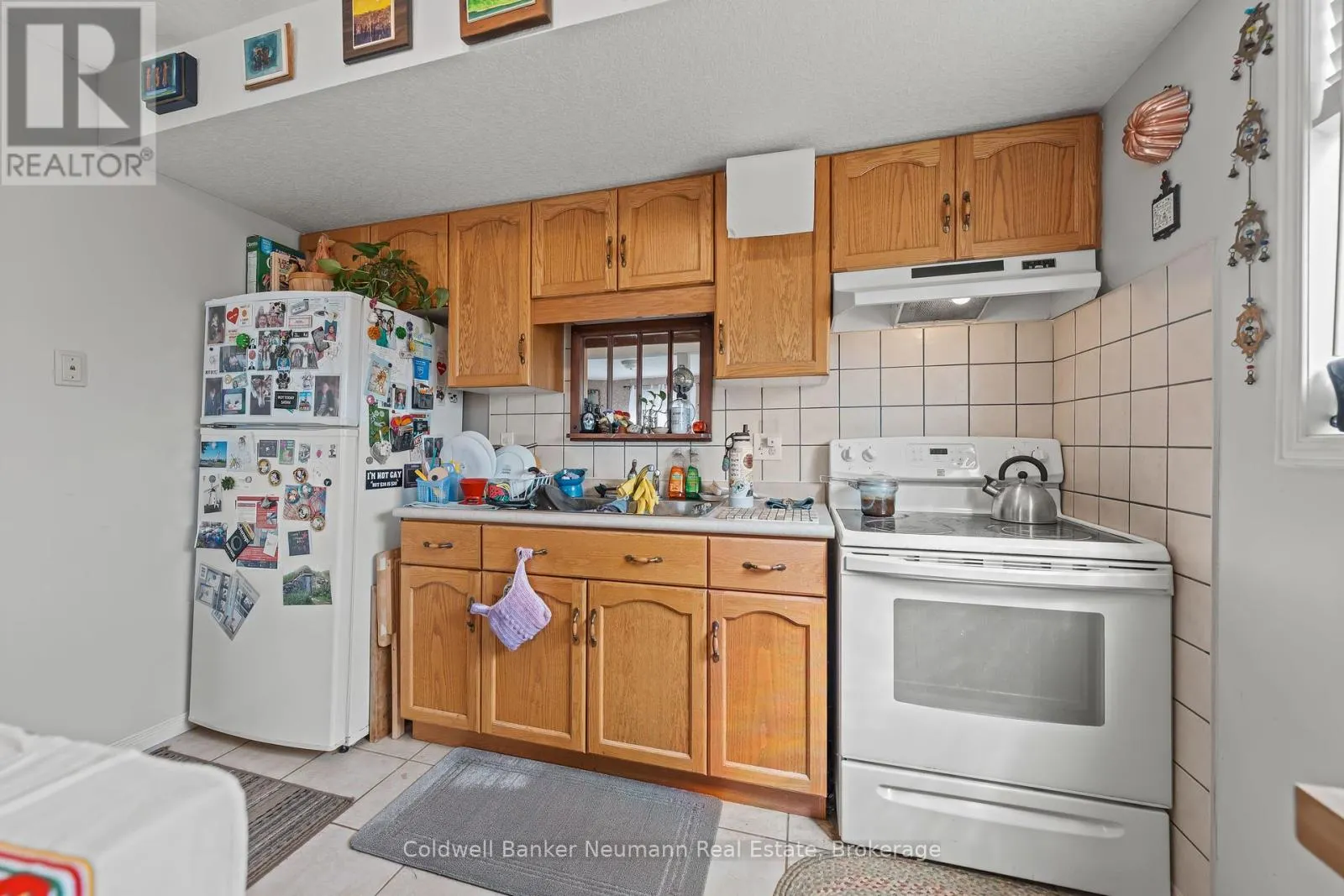 28 BRONWYN PLACE