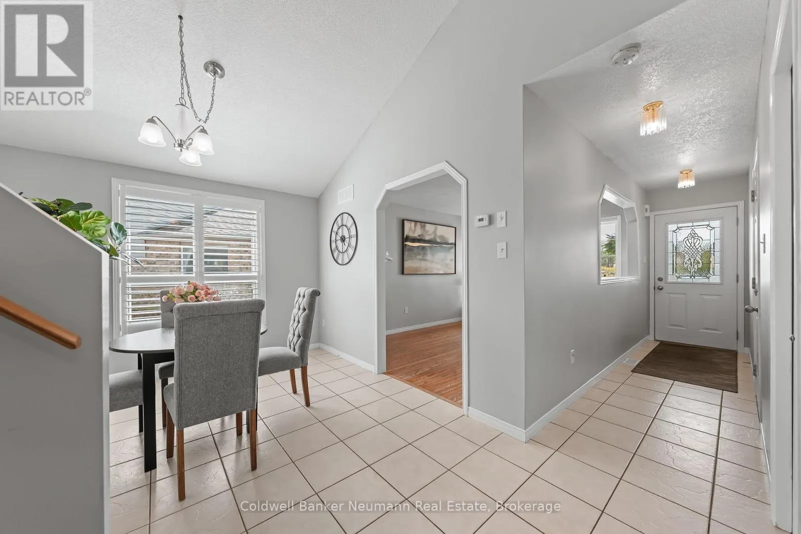 28 BRONWYN PLACE