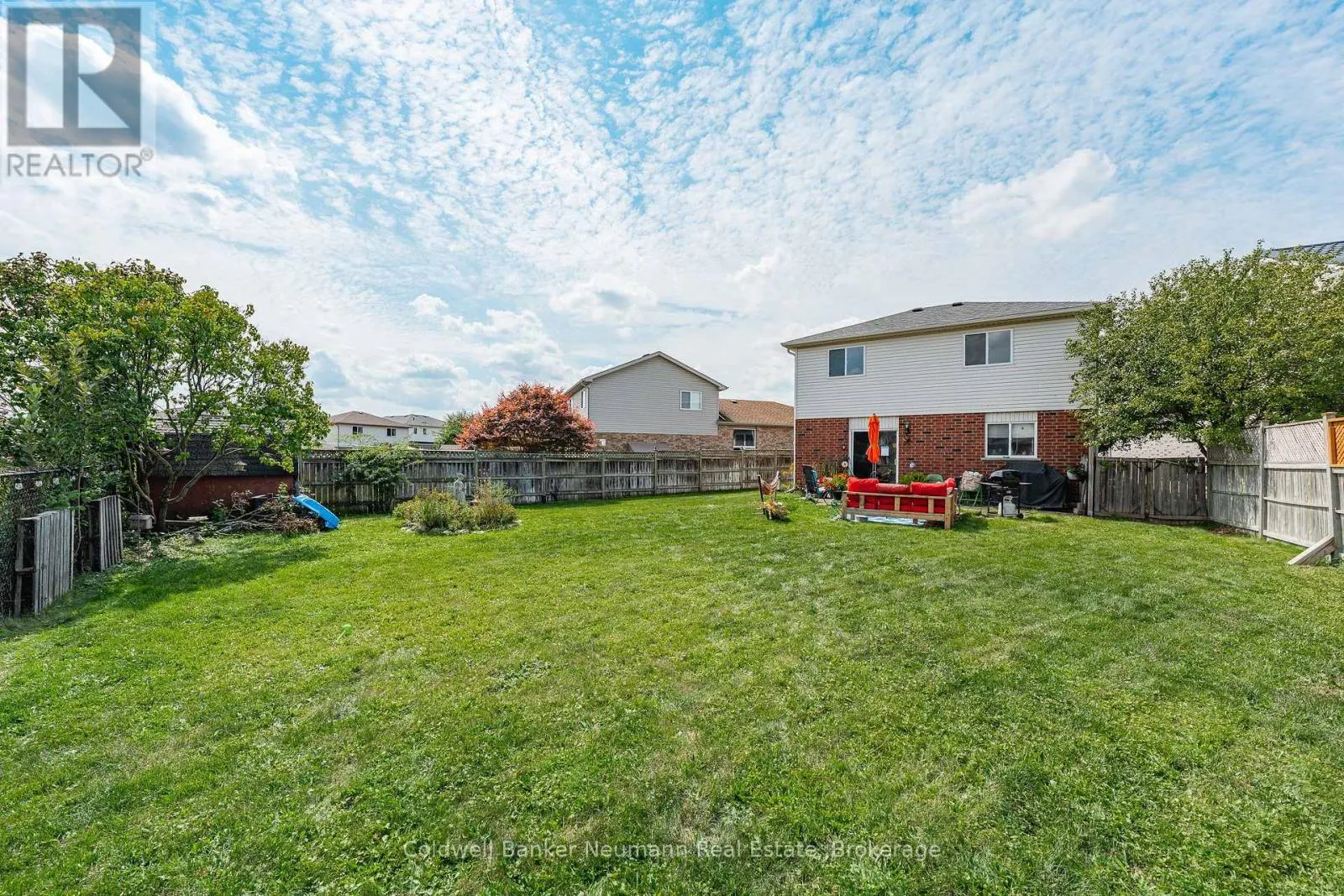 28 BRONWYN PLACE