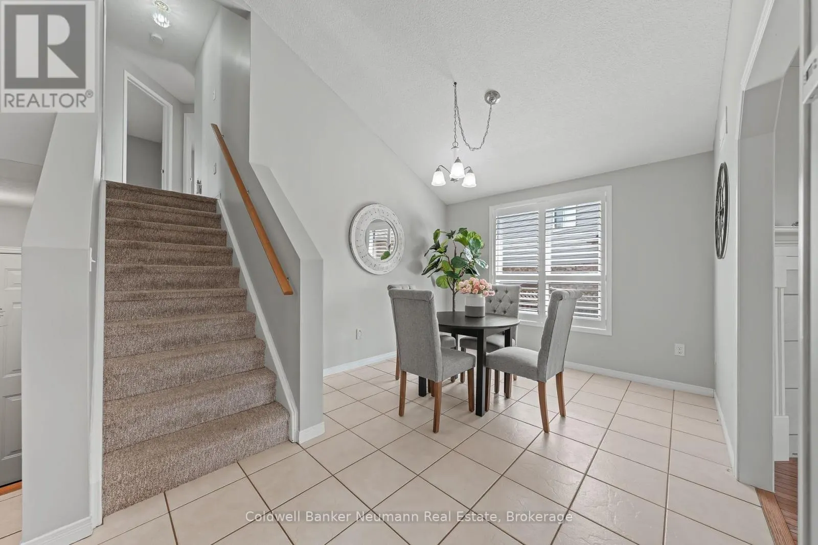 28 BRONWYN PLACE