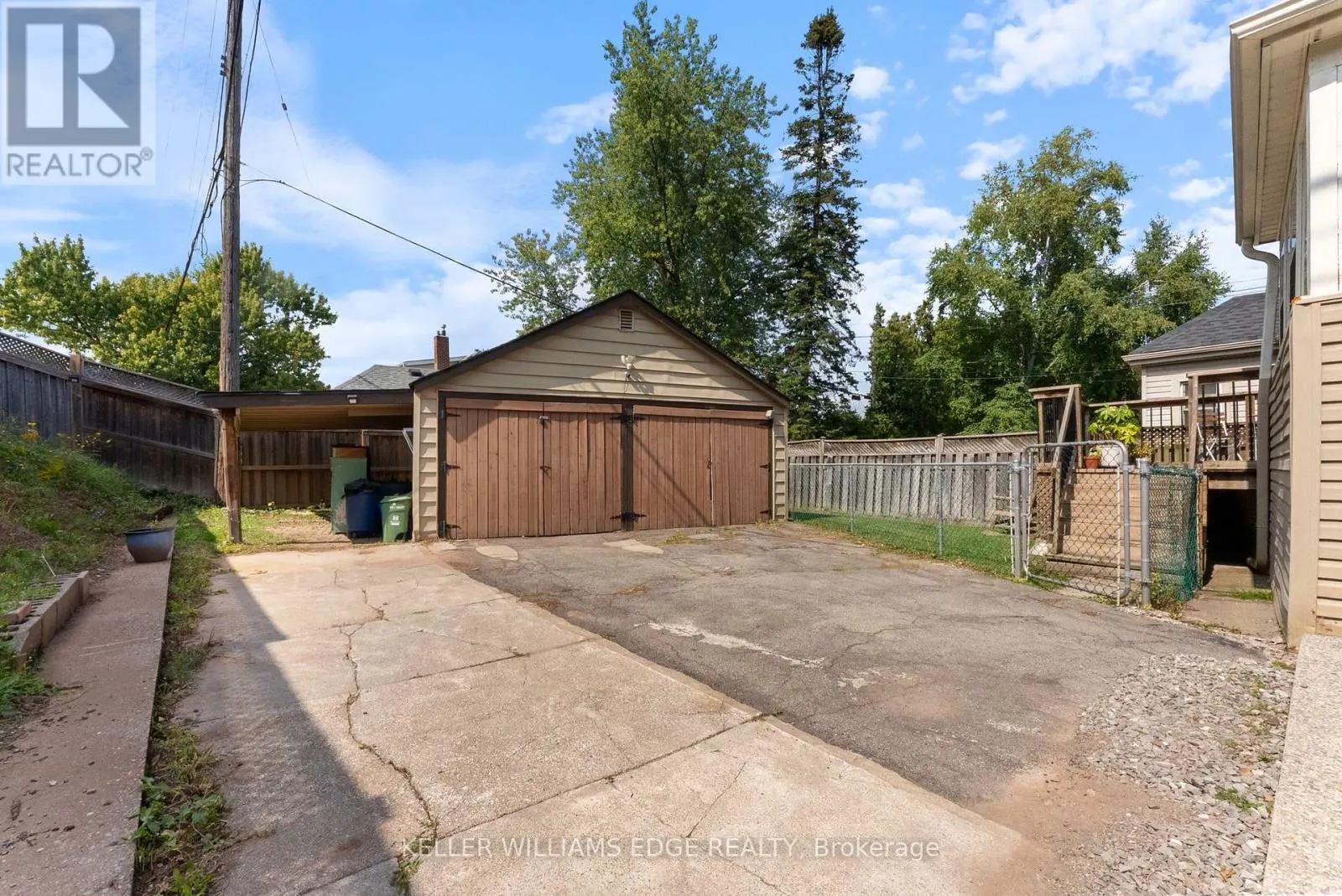 312 WEXFORD AVENUE S