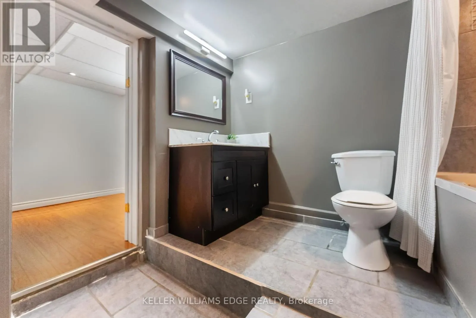 312 WEXFORD AVENUE S