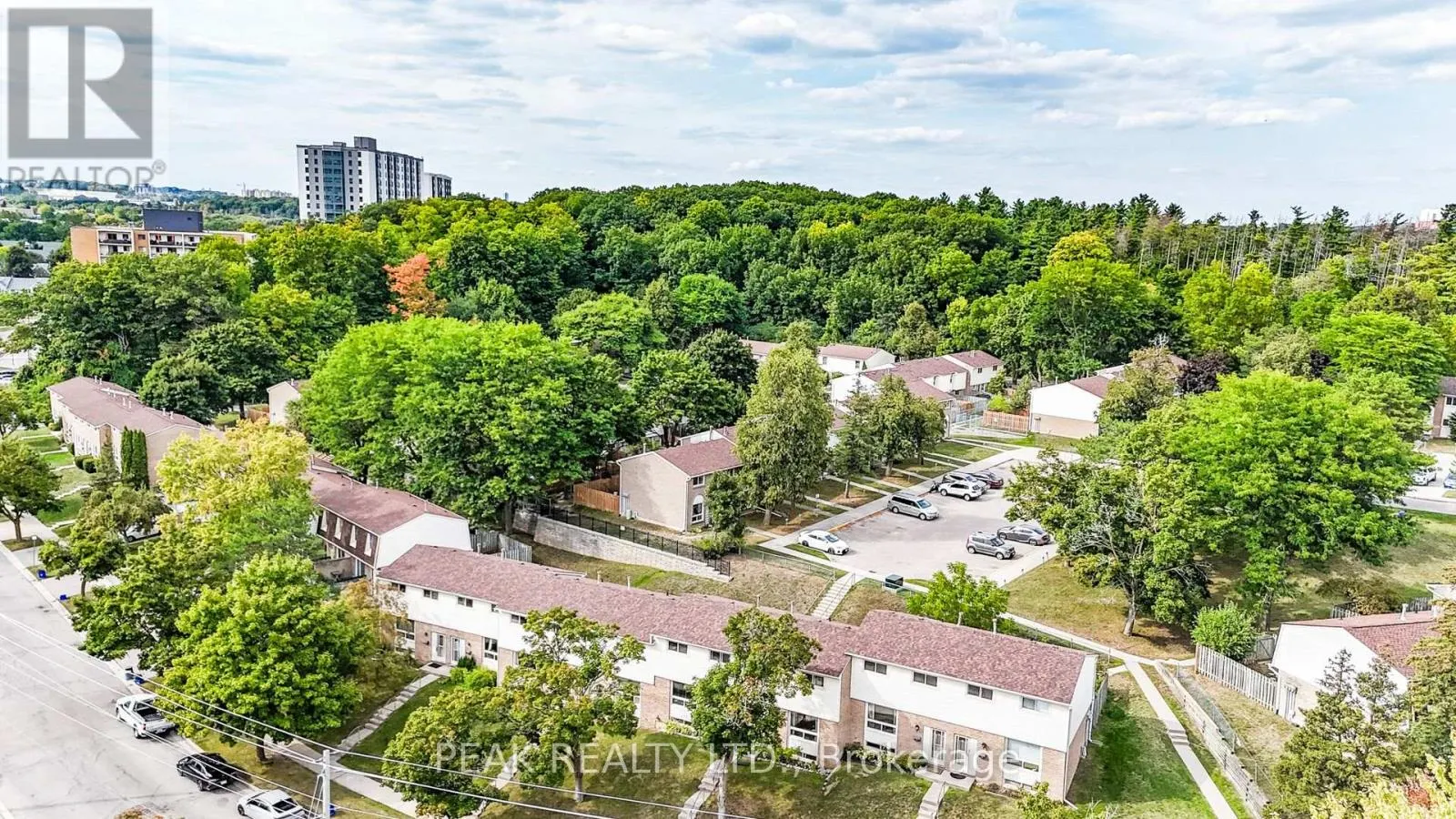 31 - 165 GREEN VALLEY DRIVE