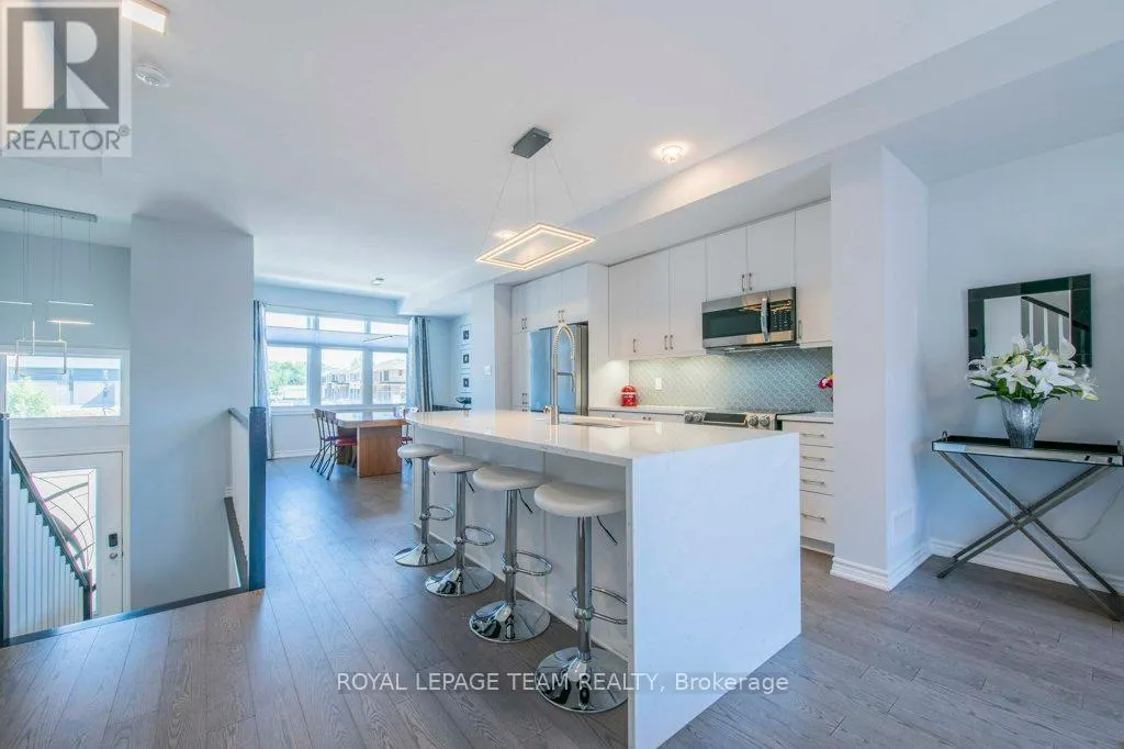 1448 HEMLOCK ROAD