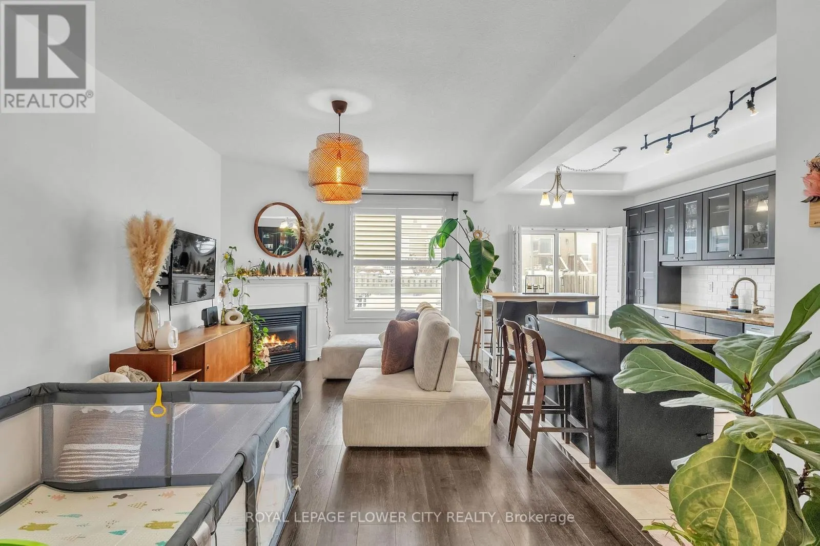 80 PALACEBEACH TRAIL