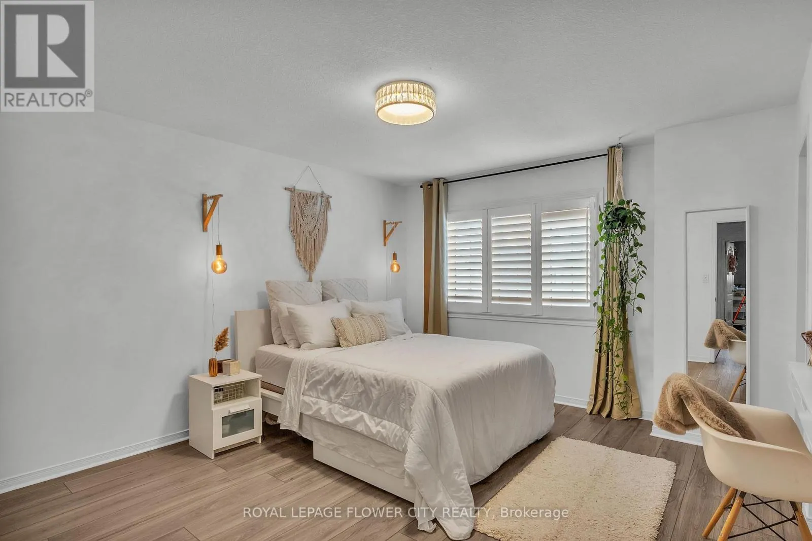 80 PALACEBEACH TRAIL