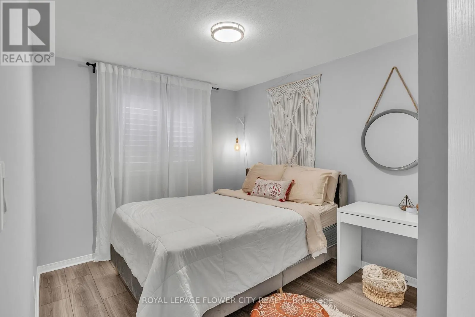 80 PALACEBEACH TRAIL
