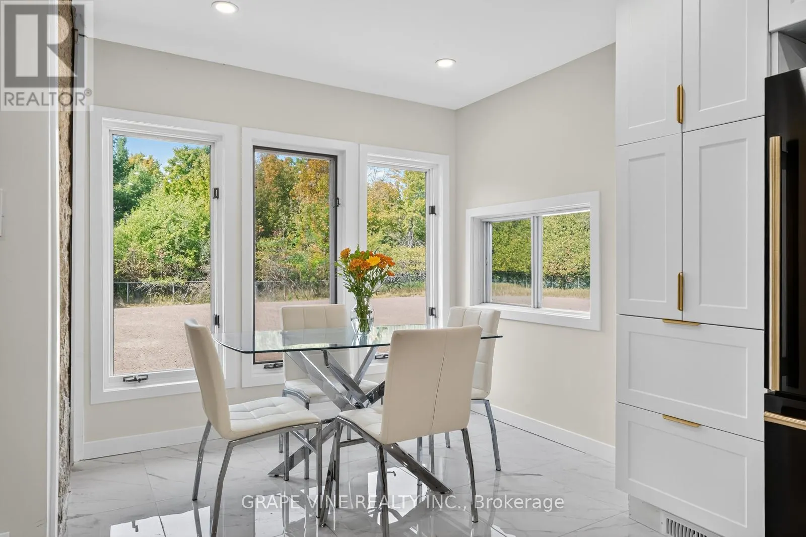 135 MANION ROAD