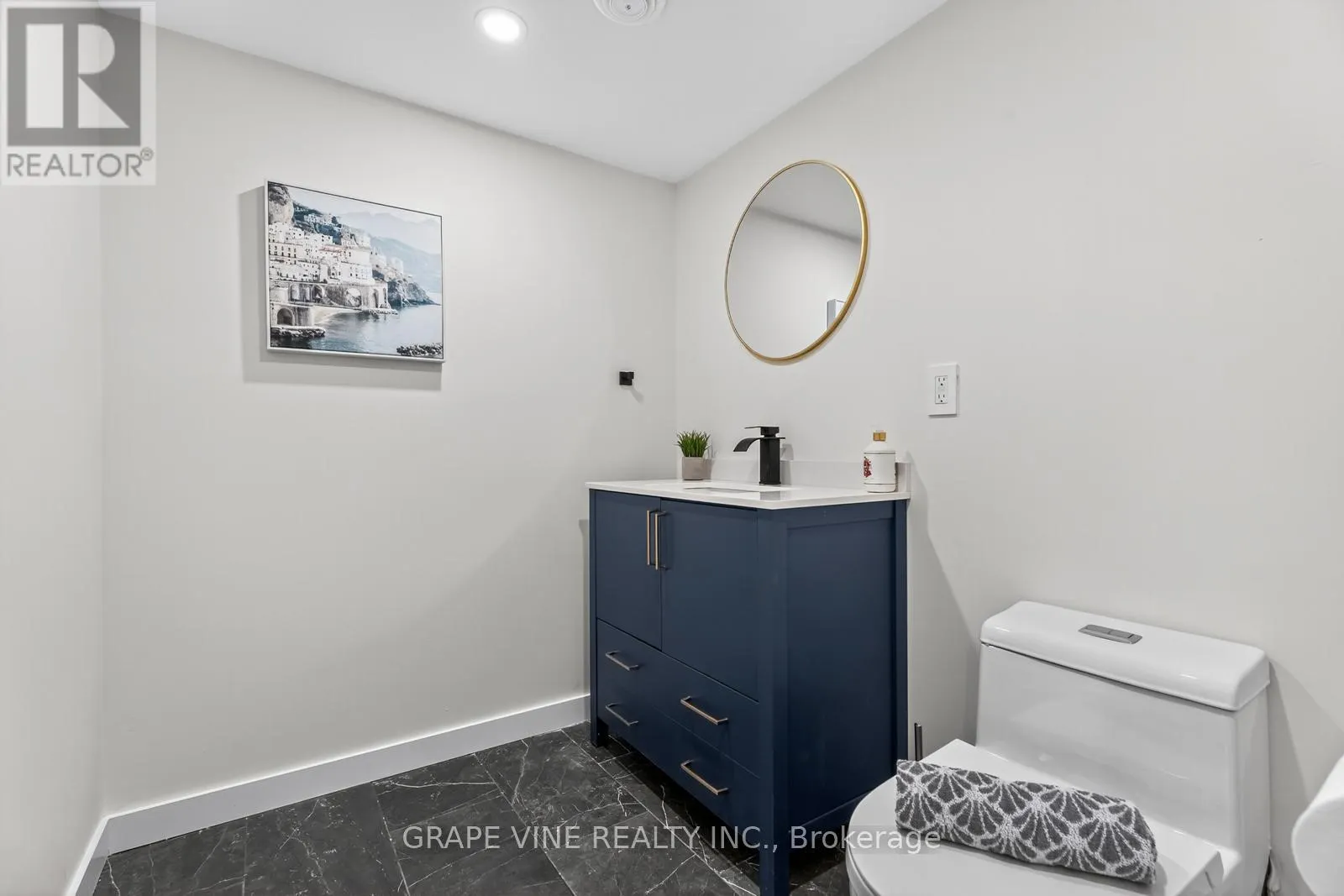135 MANION ROAD