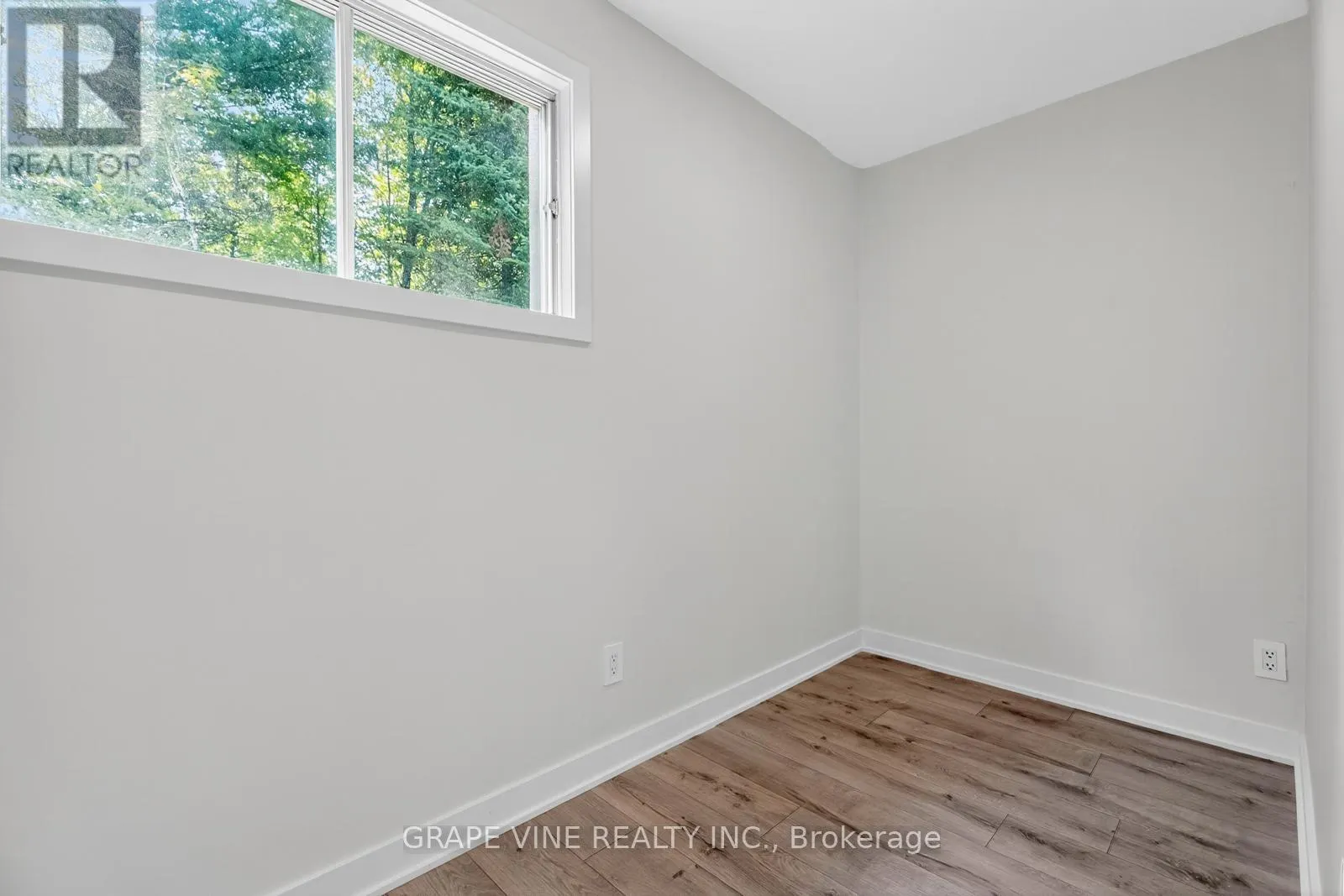135 MANION ROAD