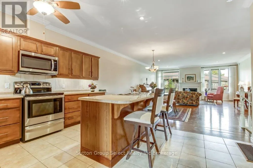 52 - 578 SPITFIRE STREET, #52