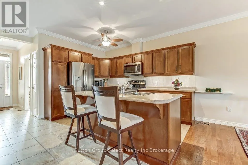 52 - 578 SPITFIRE STREET, #52