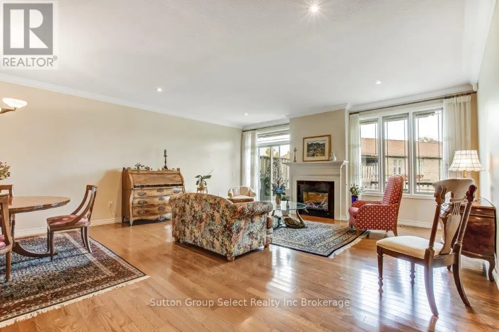 52 - 578 SPITFIRE STREET, #52