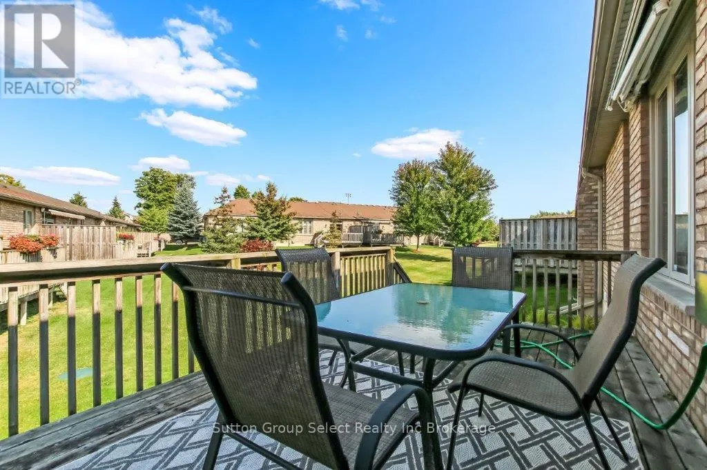 52 - 578 SPITFIRE STREET, #52
