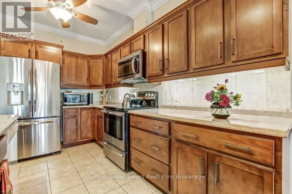 52 - 578 SPITFIRE STREET, #52