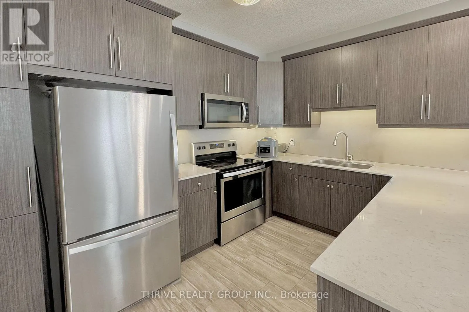 34 - 2070 MEADOWGATE BOULEVARD, #34