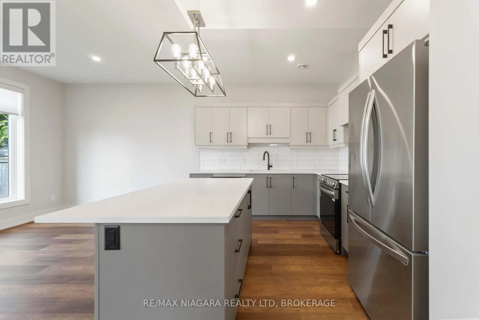 A - 35 BUCHANAN ROAD, #A