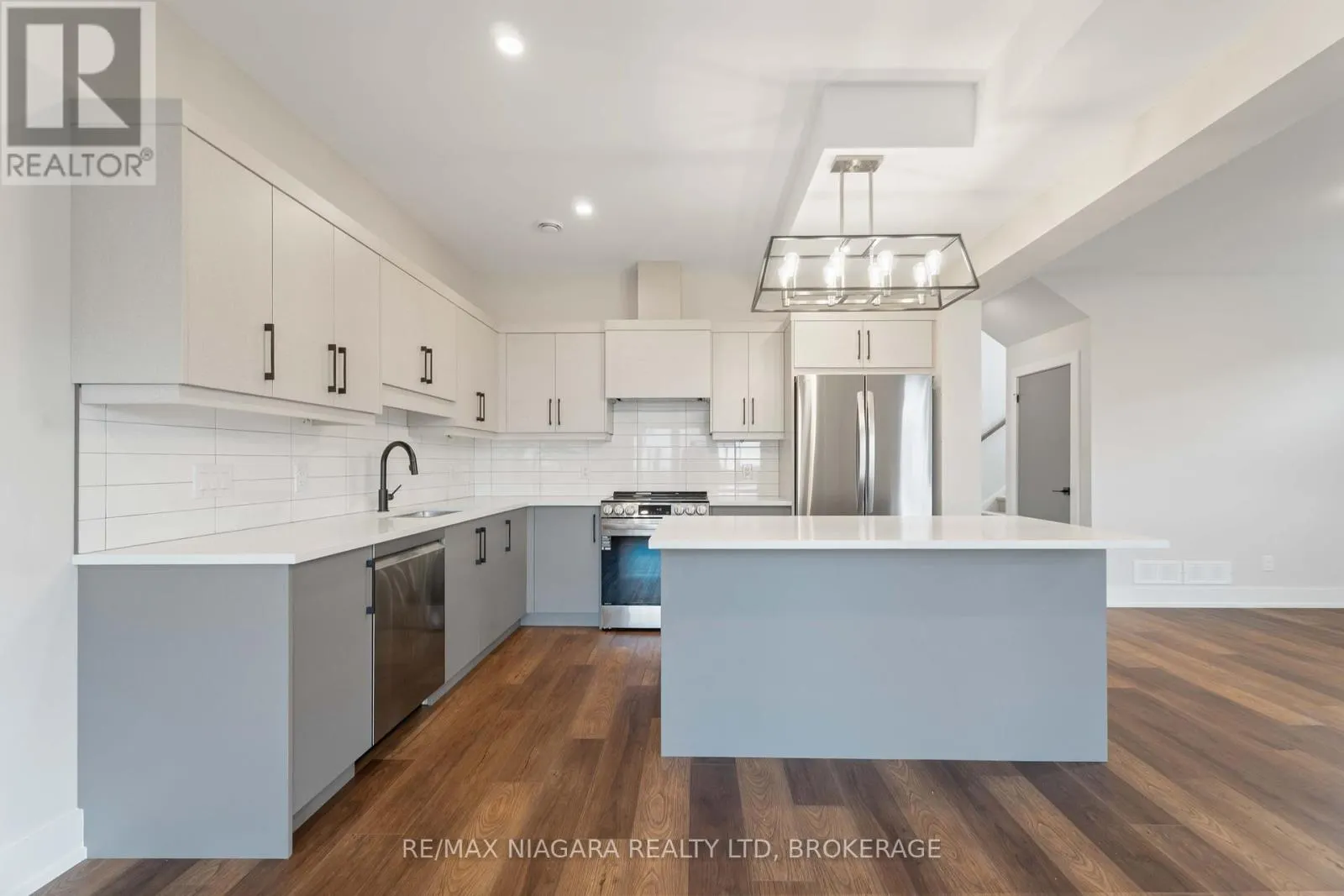 A - 35 BUCHANAN ROAD, #A