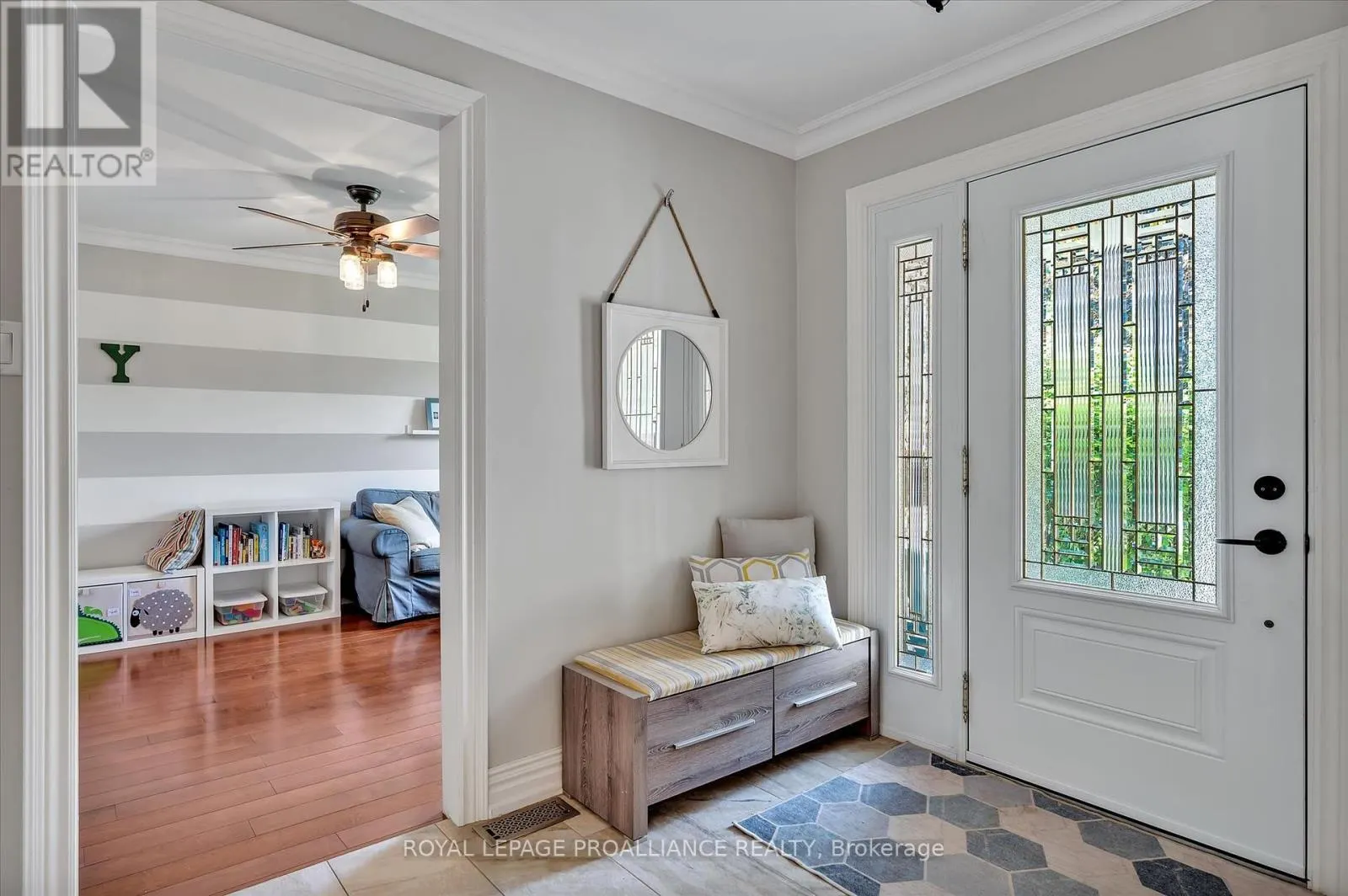 2112 LORRAINE DRIVE