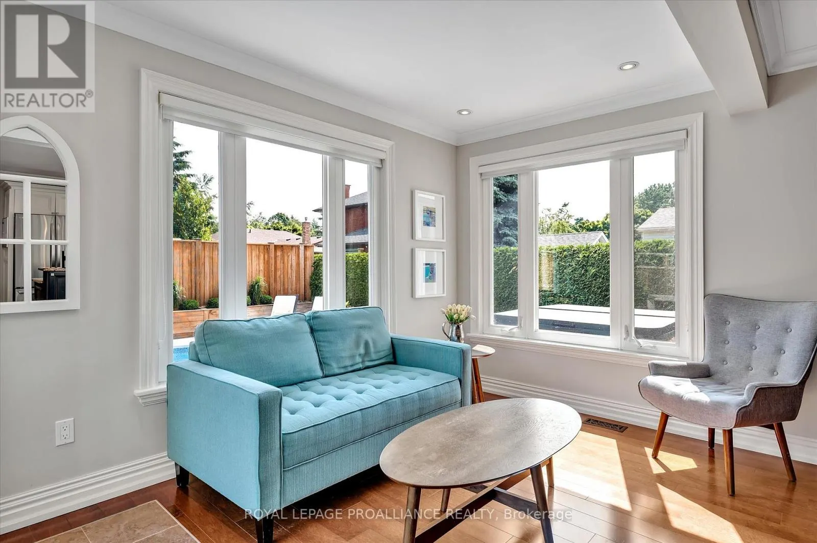 2112 LORRAINE DRIVE