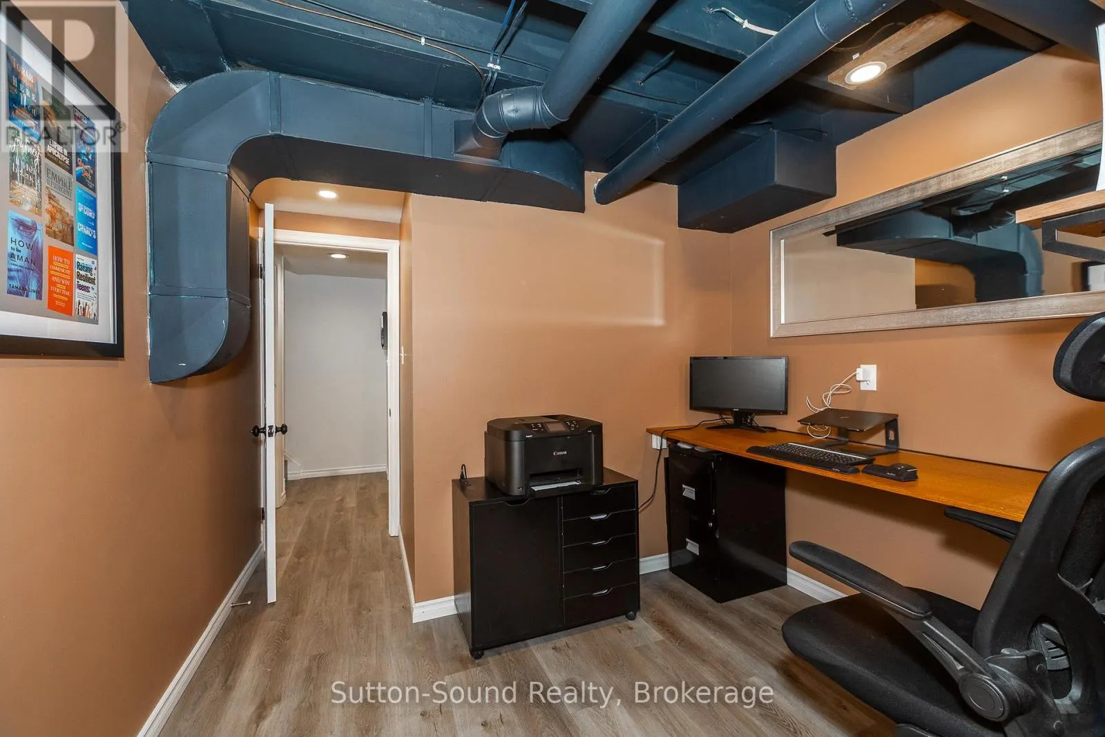 475 20TH STREET W