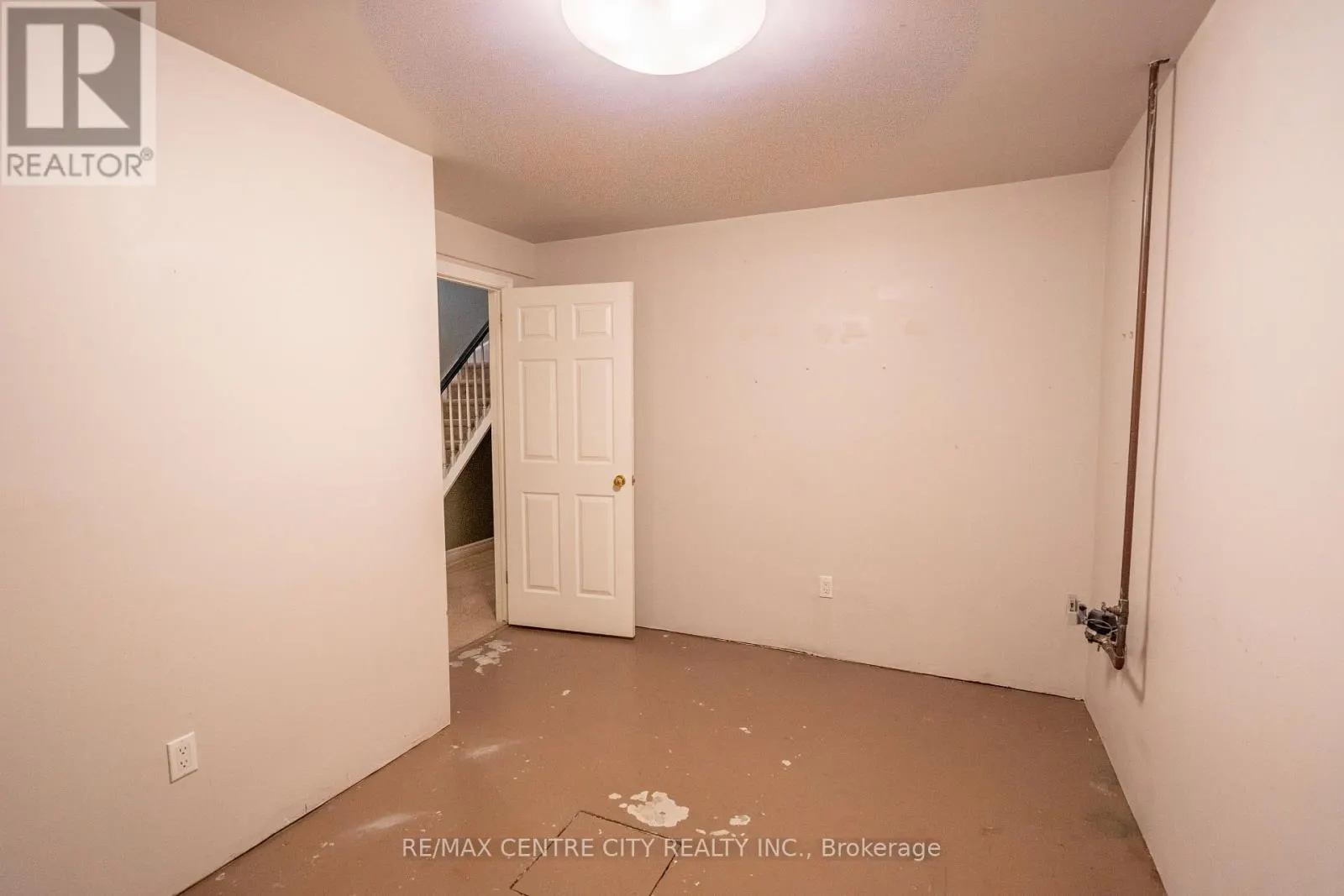 35 - 7 CADEAU TERRACE, #35