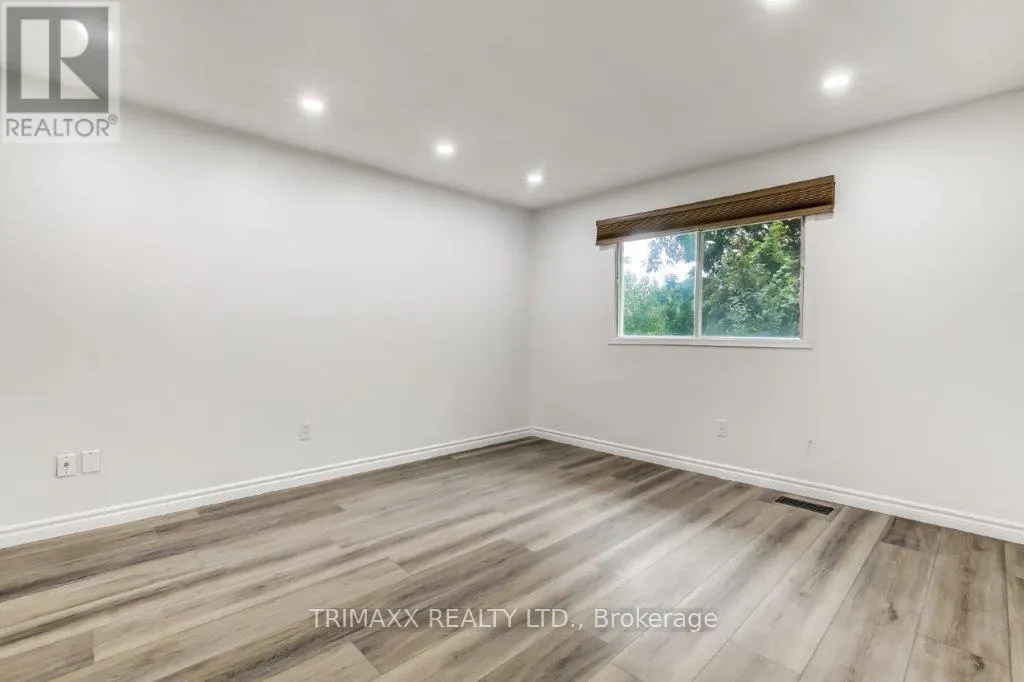 5 ALDERSBROOK CRESCENT