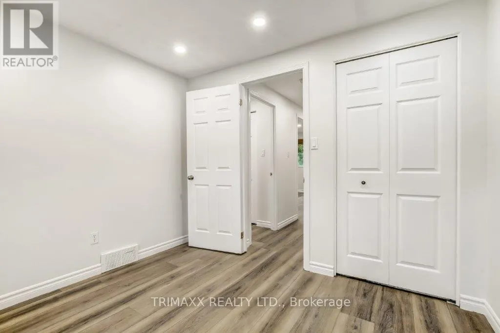 5 ALDERSBROOK CRESCENT