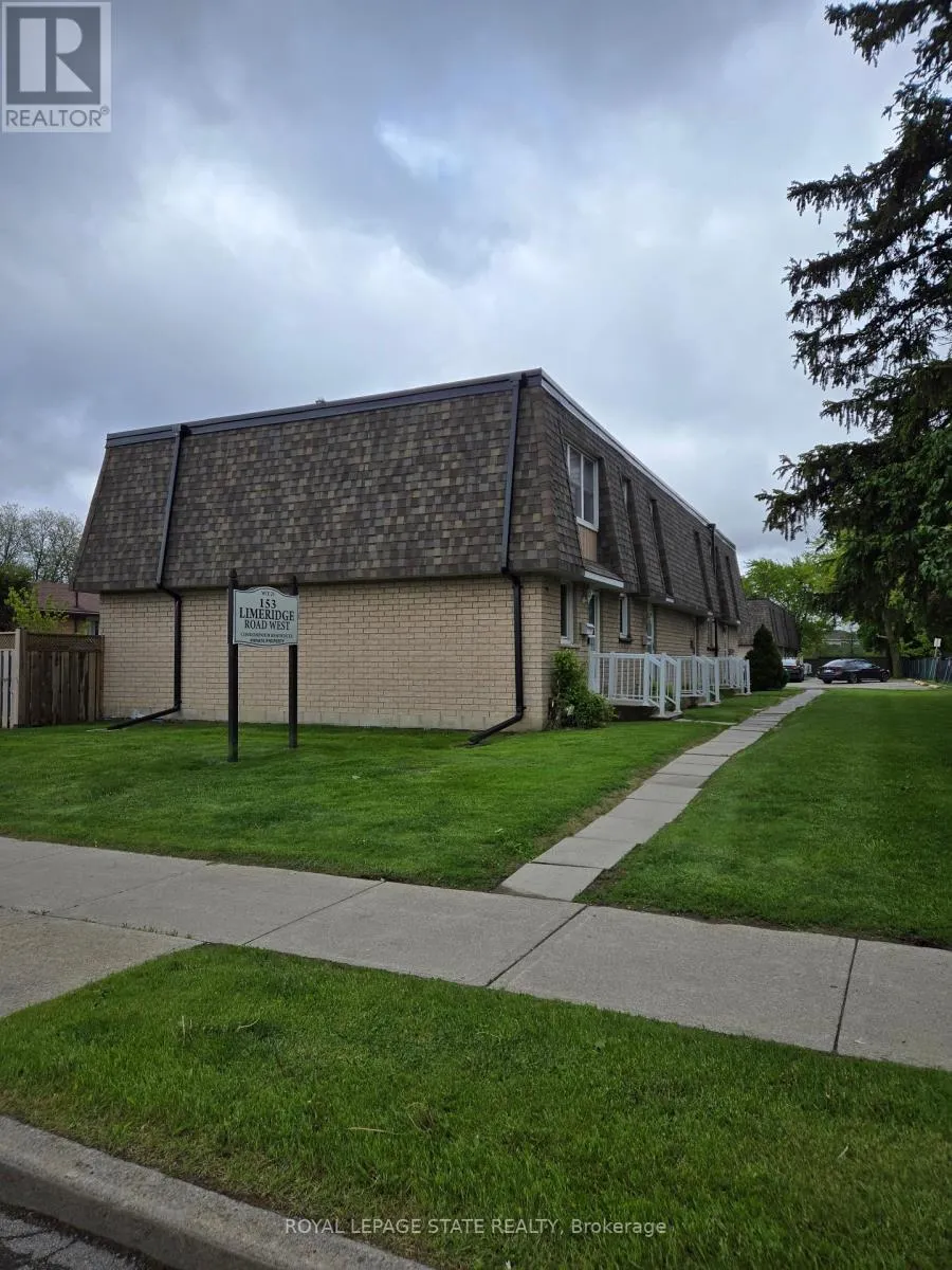 4 - 153 LIMERIDGE ROAD W