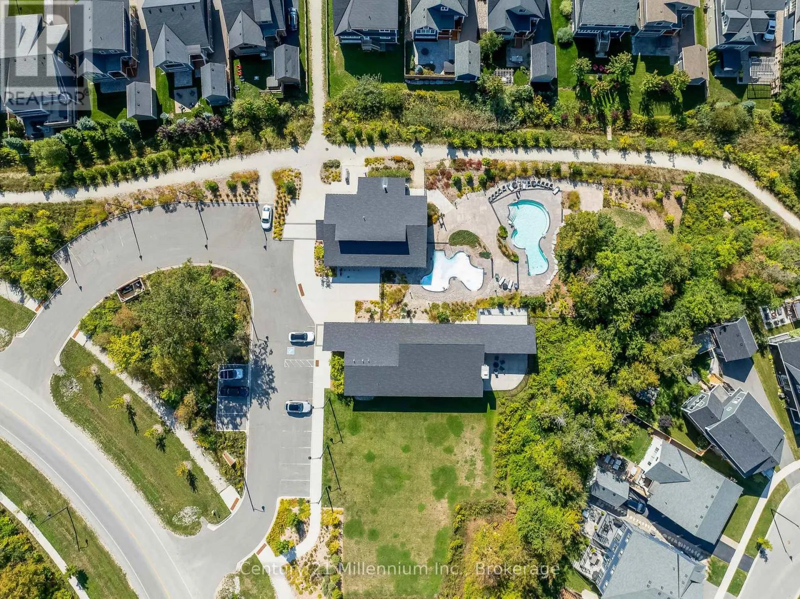 135 COURTLAND STREET