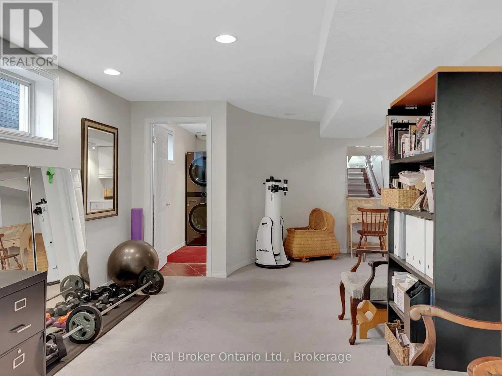 36 PINE RIDGE DRIVE